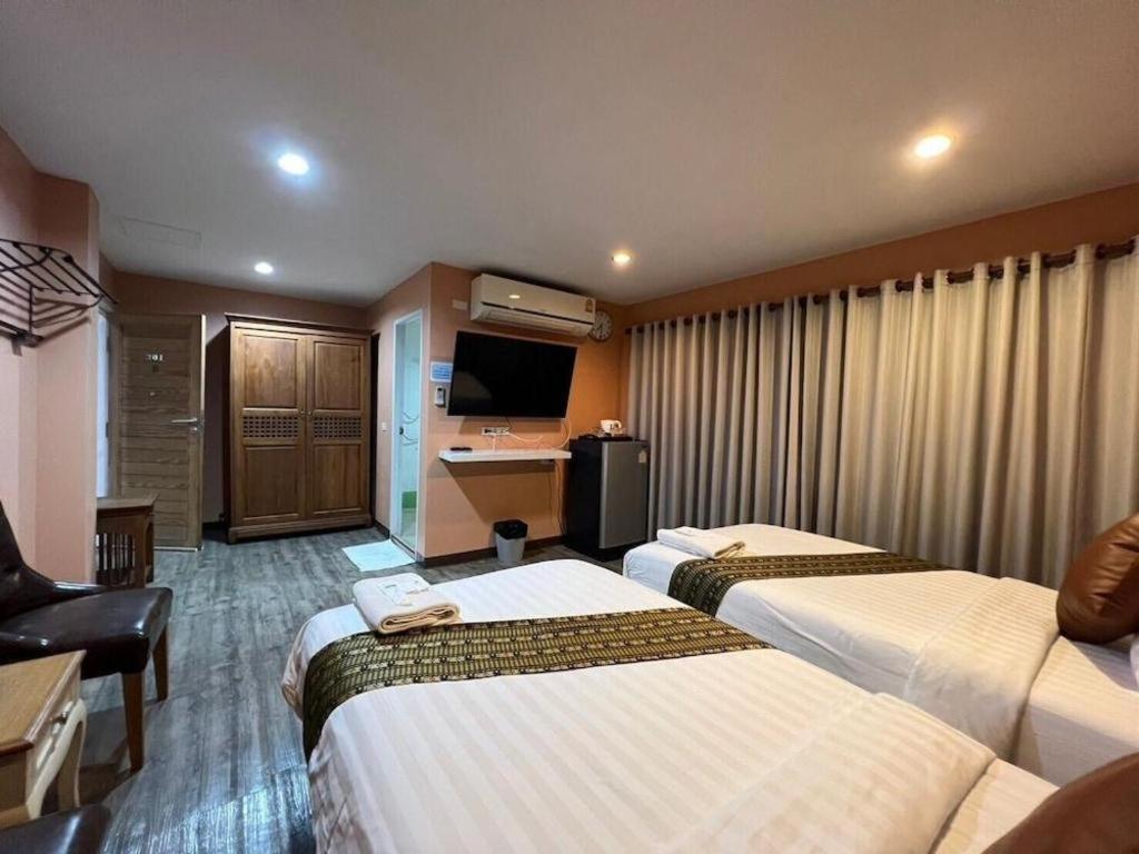 Phaphoom Boutique Residence Бангкок Экстерьер фото