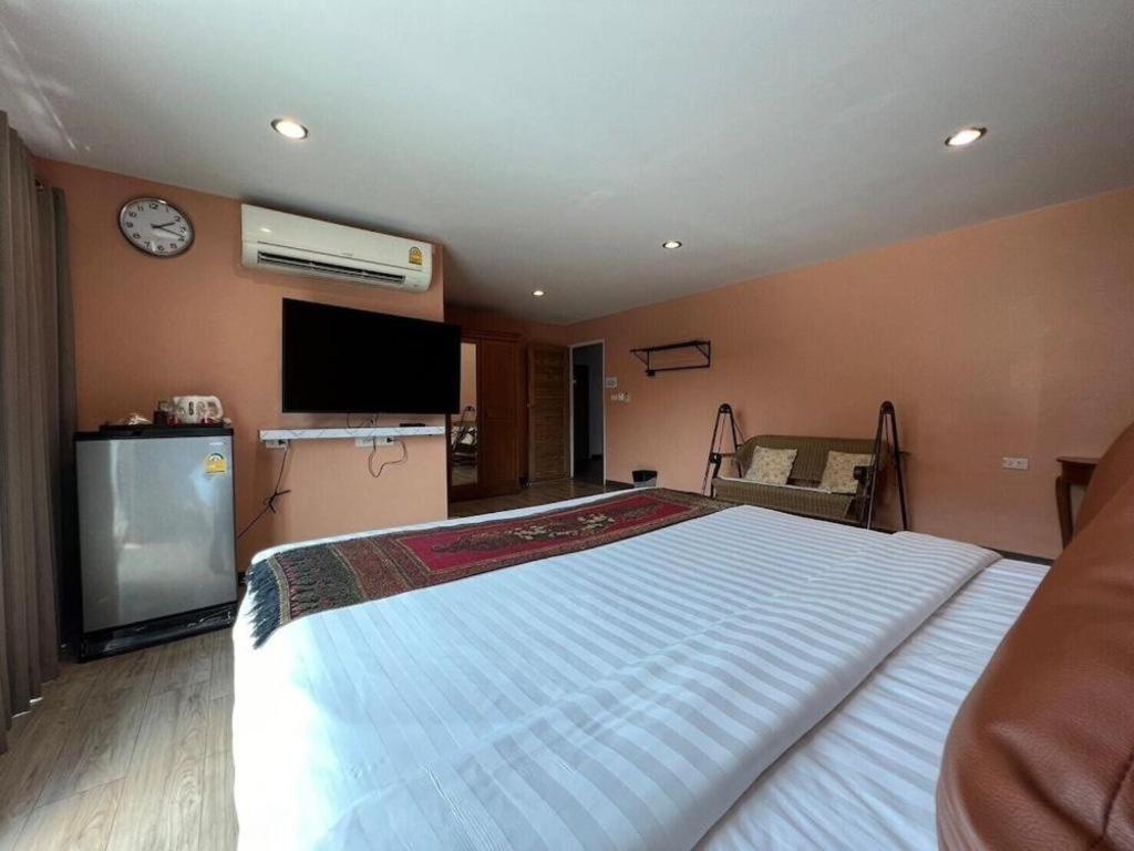 Phaphoom Boutique Residence Бангкок Экстерьер фото