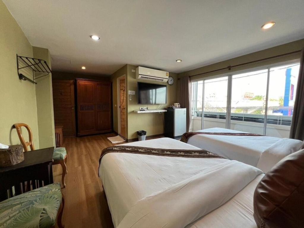 Phaphoom Boutique Residence Бангкок Экстерьер фото
